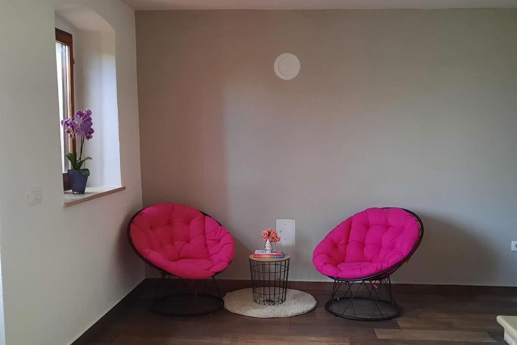 Holiday Home For 8 People, Pool + Sea View Vilanija Exteriör bild
