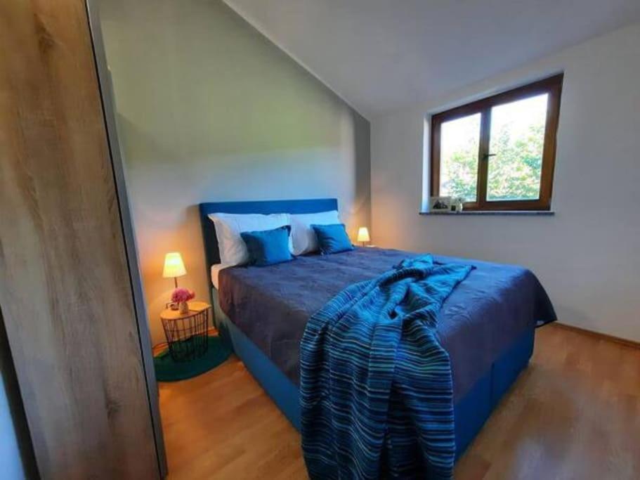 Holiday Home For 8 People, Pool + Sea View Vilanija Exteriör bild