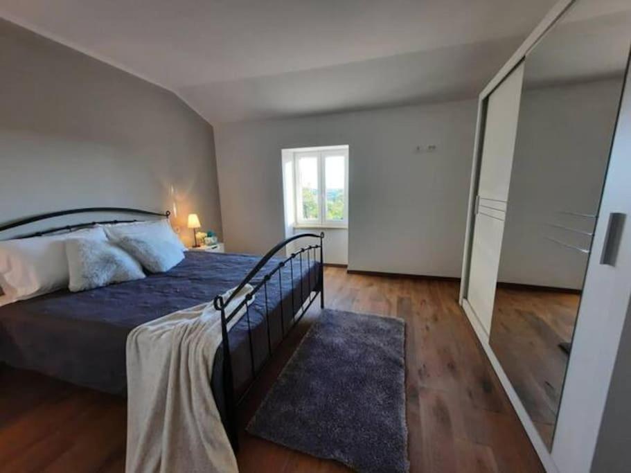 Holiday Home For 8 People, Pool + Sea View Vilanija Exteriör bild
