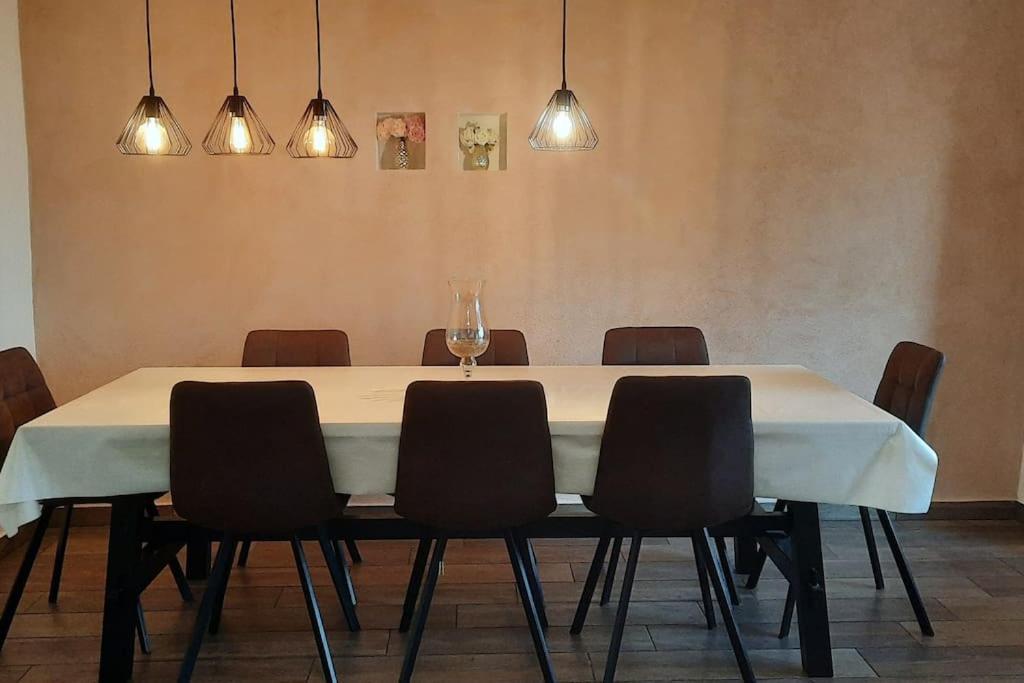 Holiday Home For 8 People, Pool + Sea View Vilanija Exteriör bild